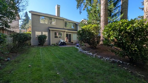 Listing photo thumbnail