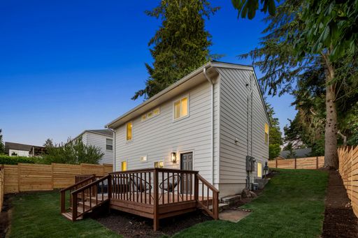 Listing photo thumbnail