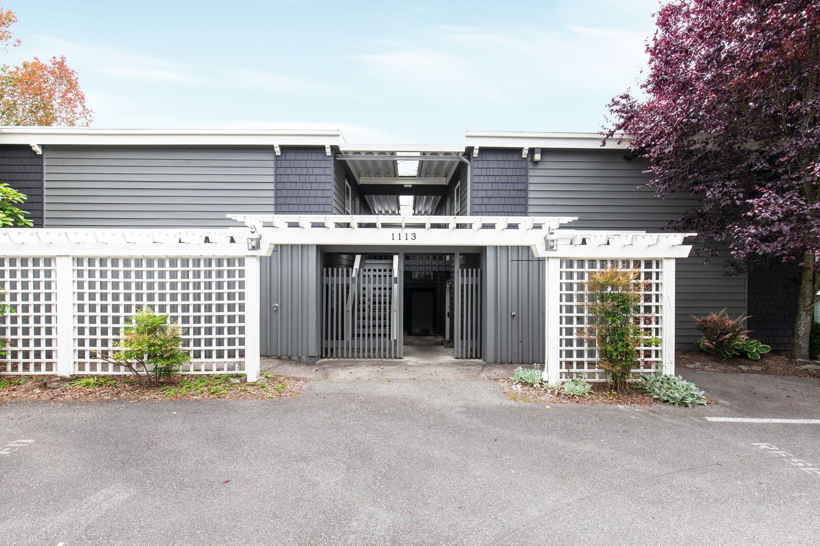 Kirkland Condo: 1113 Kirkland Ave