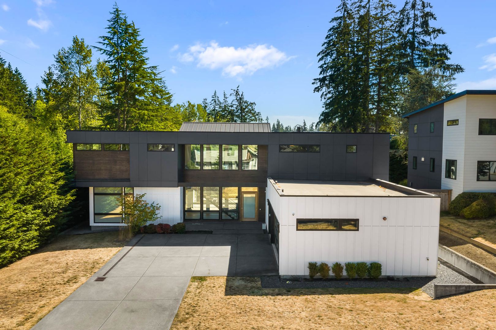 12339 NE 2nd St, Bellevue, WA photo 3