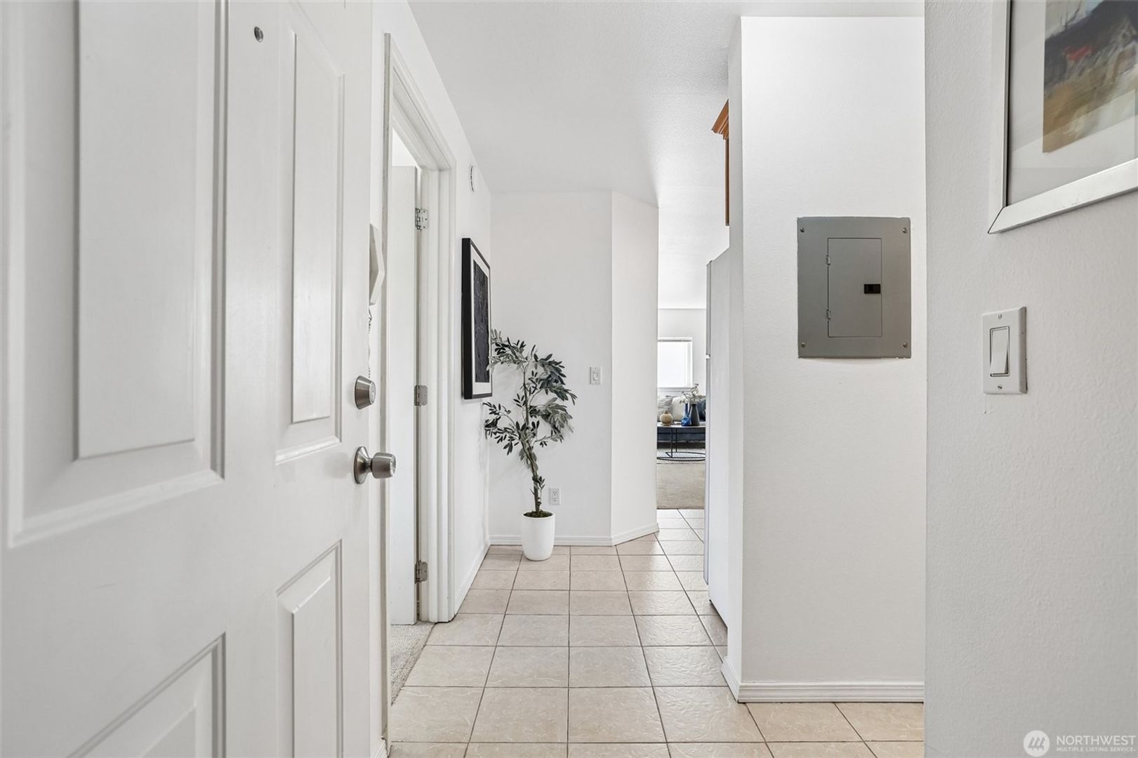 5624 Roosevelt Way NE Unit 202, Seattle, WA photo 5
