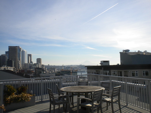 Listing photo thumbnail