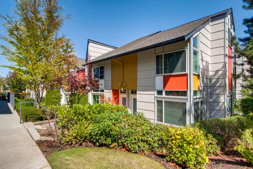 15209 NE 81st Way , #105, Redmond, WA 98052