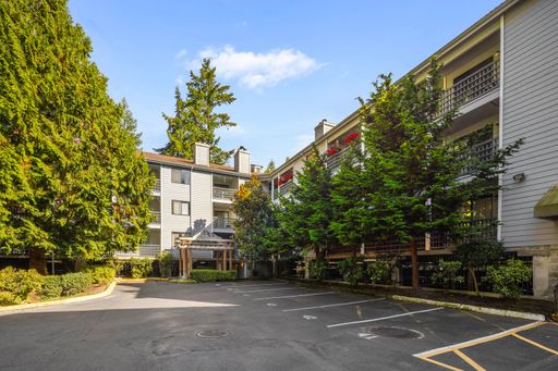 710 N 160th St, Apt B112, Shoreline, WA 98133