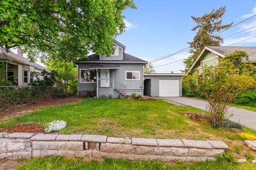 3930 S Angel Pl , Seattle, WA 98118
