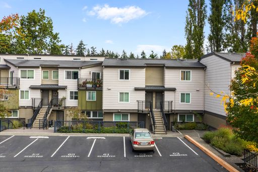 15827 NE Leary Way Unit B211, Redmond, WA
