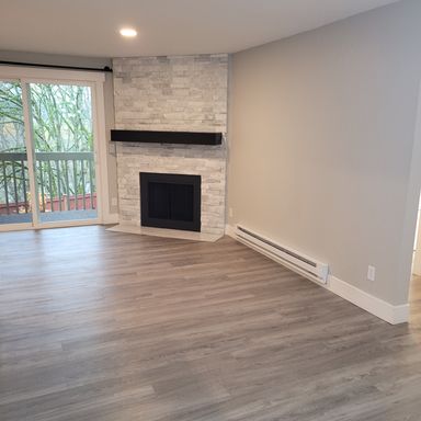 Listing photo thumbnail