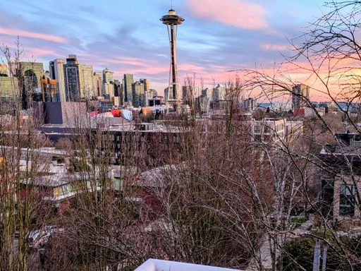 813 2nd Ave N, Unit B, Seattle, WA 98109