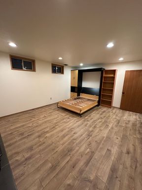 Listing photo thumbnail