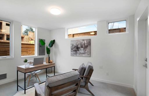 Listing photo thumbnail