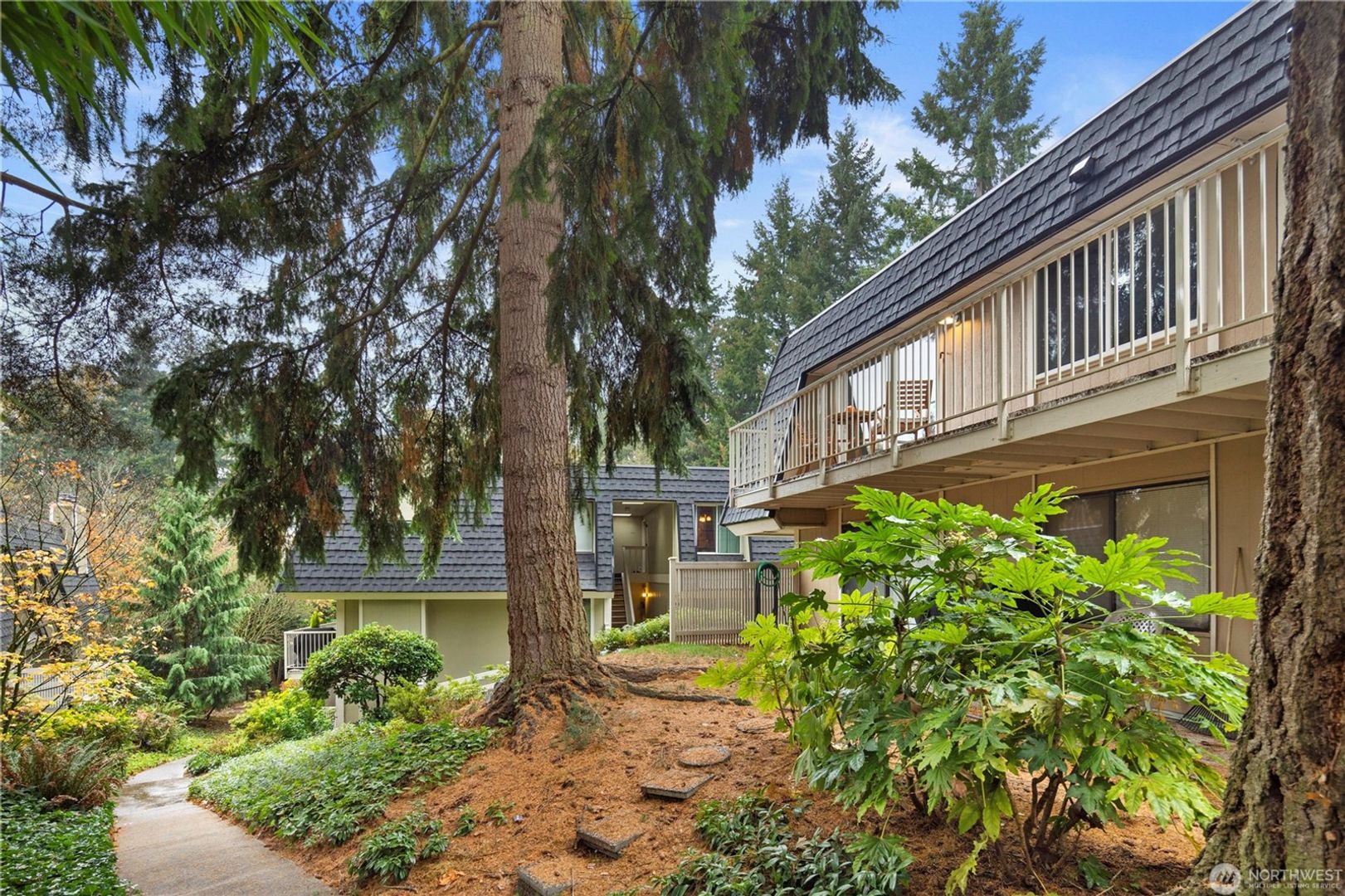 9906 NE 124th St Unit 1106, Kirkland, WA photo 1