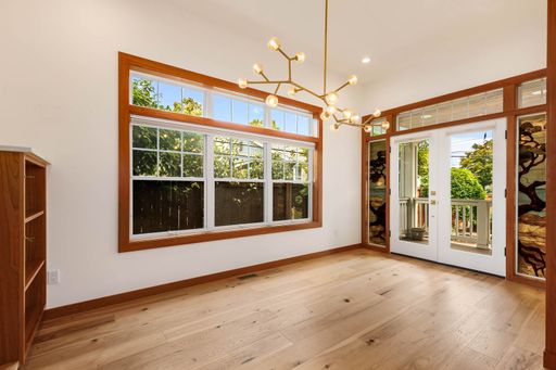 Listing photo thumbnail