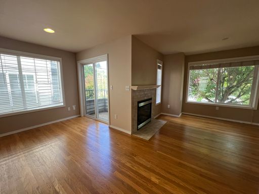 Listing photo thumbnail