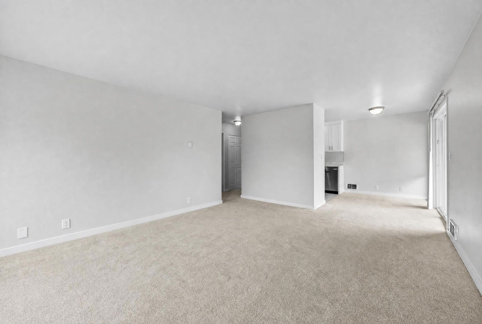 812 100th Ave NE Unit 202, Bellevue, WA photo 3