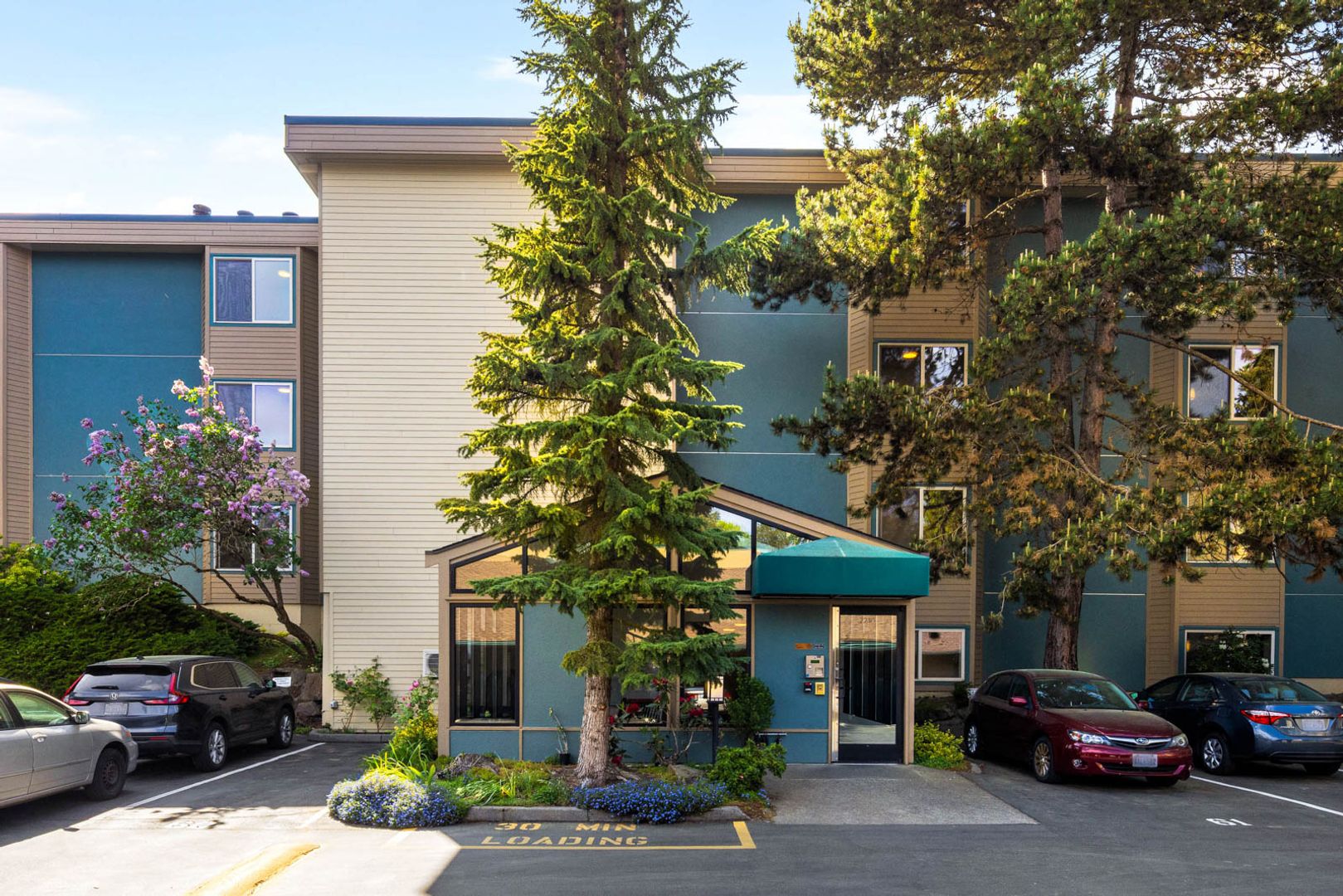 2210 NE 92nd St Unit 104, Seattle, WA photo 2