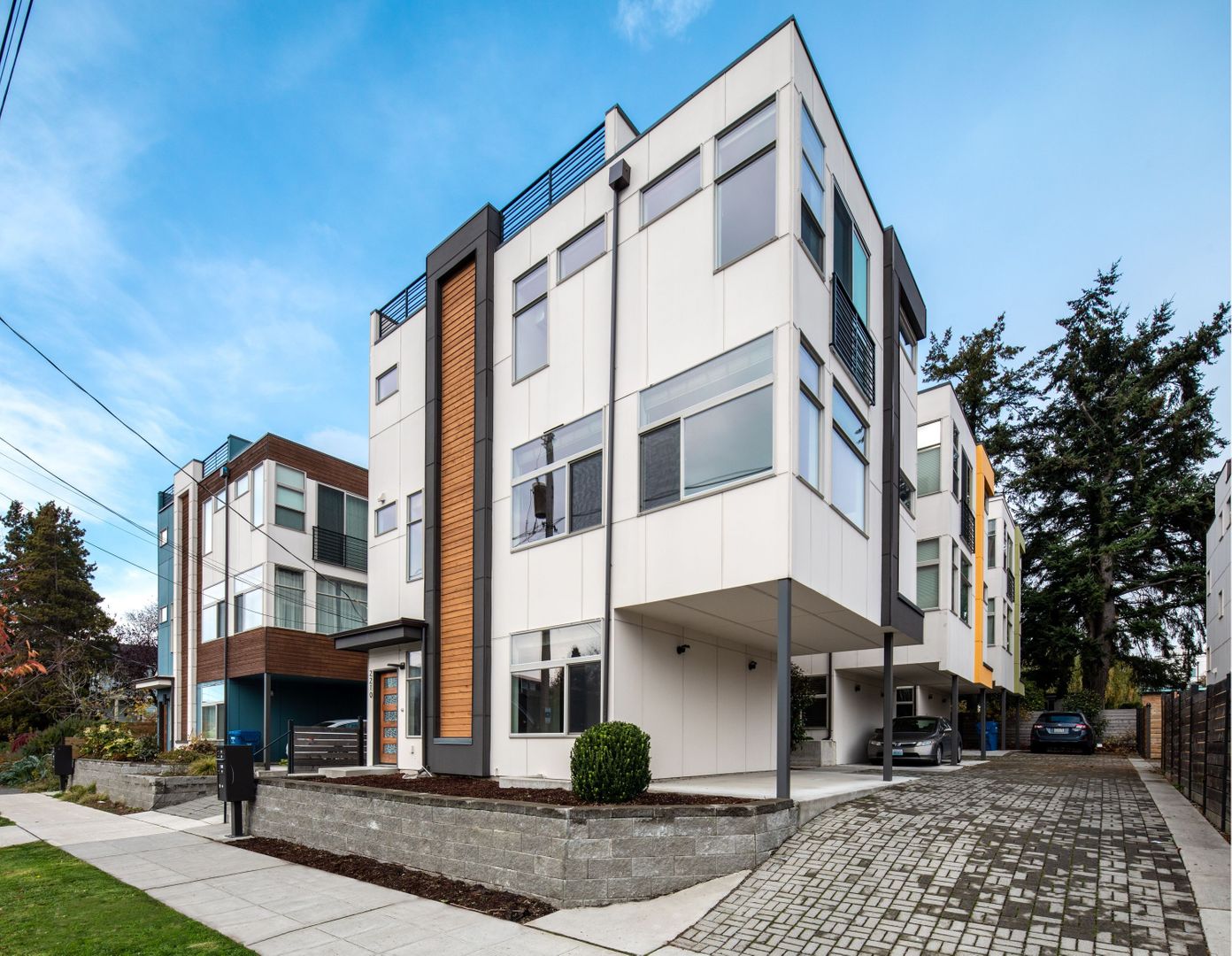 Seattle Townhome: 2210 NW 61st St