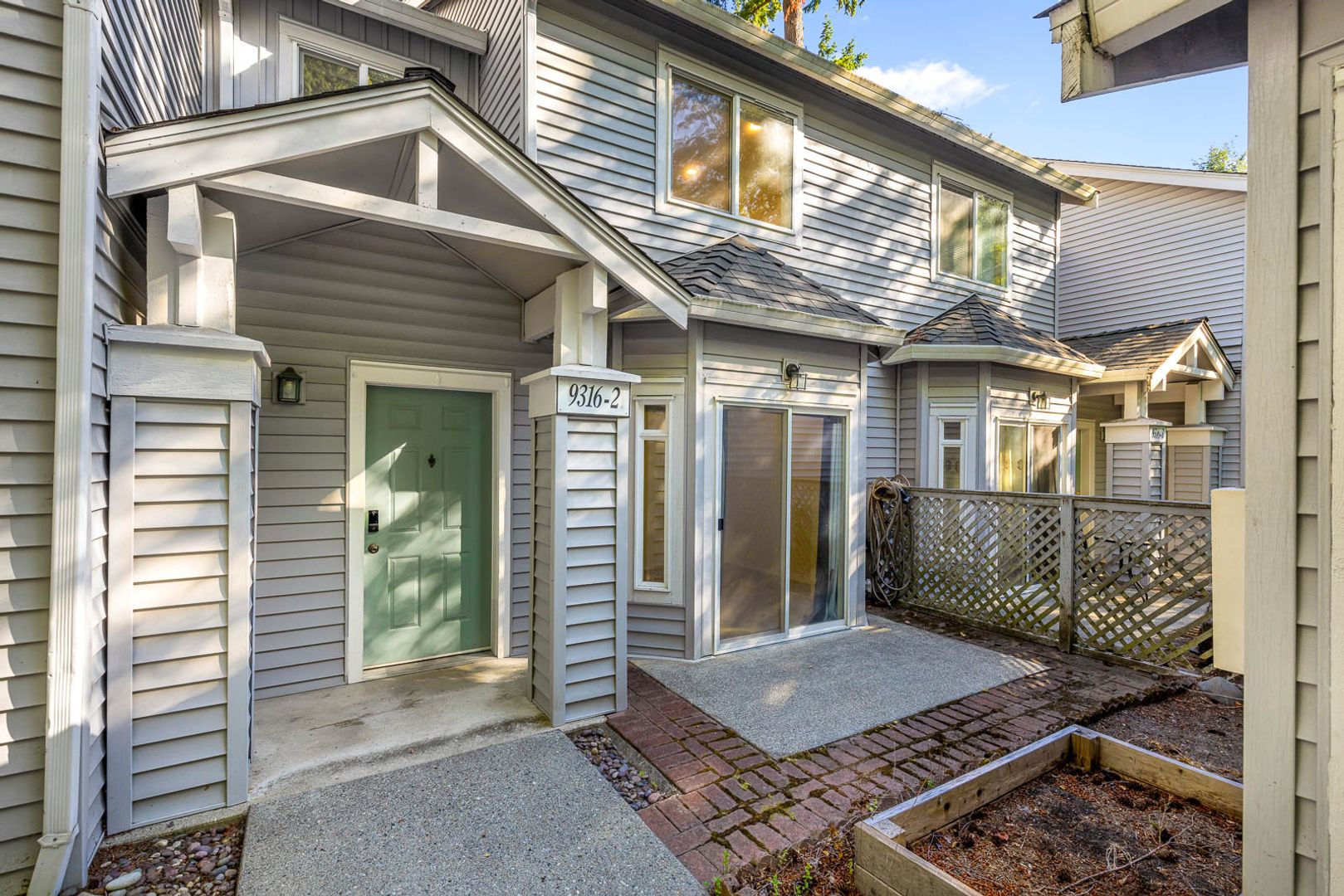 9316 178th Pl NE Unit 2, Redmond, WA photo 2