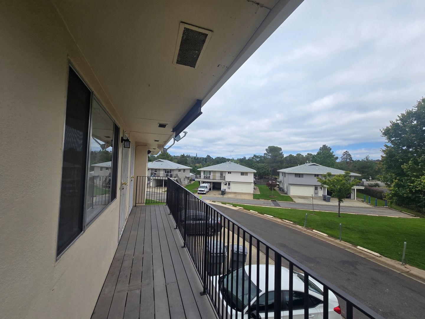 Auburn House: 11700 Garnet Way #4