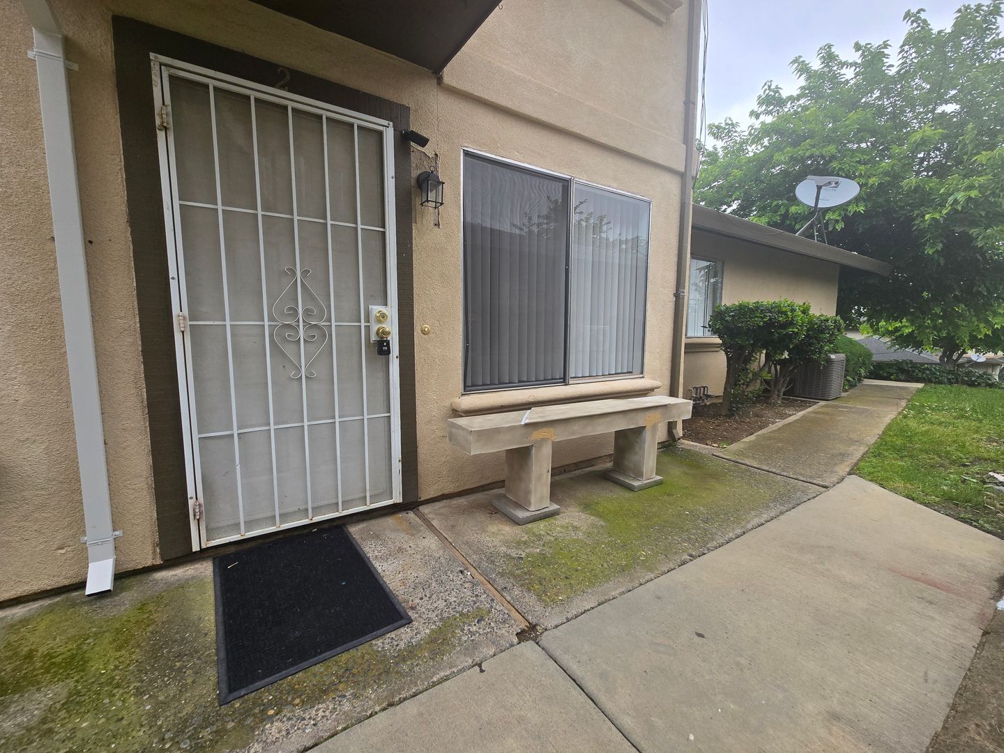 Auburn House: 11550 Garnet Way #2