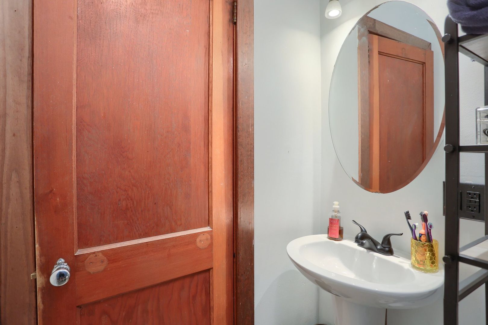 256 Webster Street 14 of 24