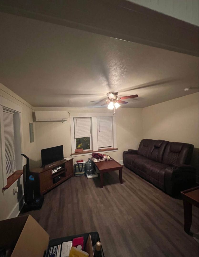 lemoyne Apartment: 325 Hummel Ave