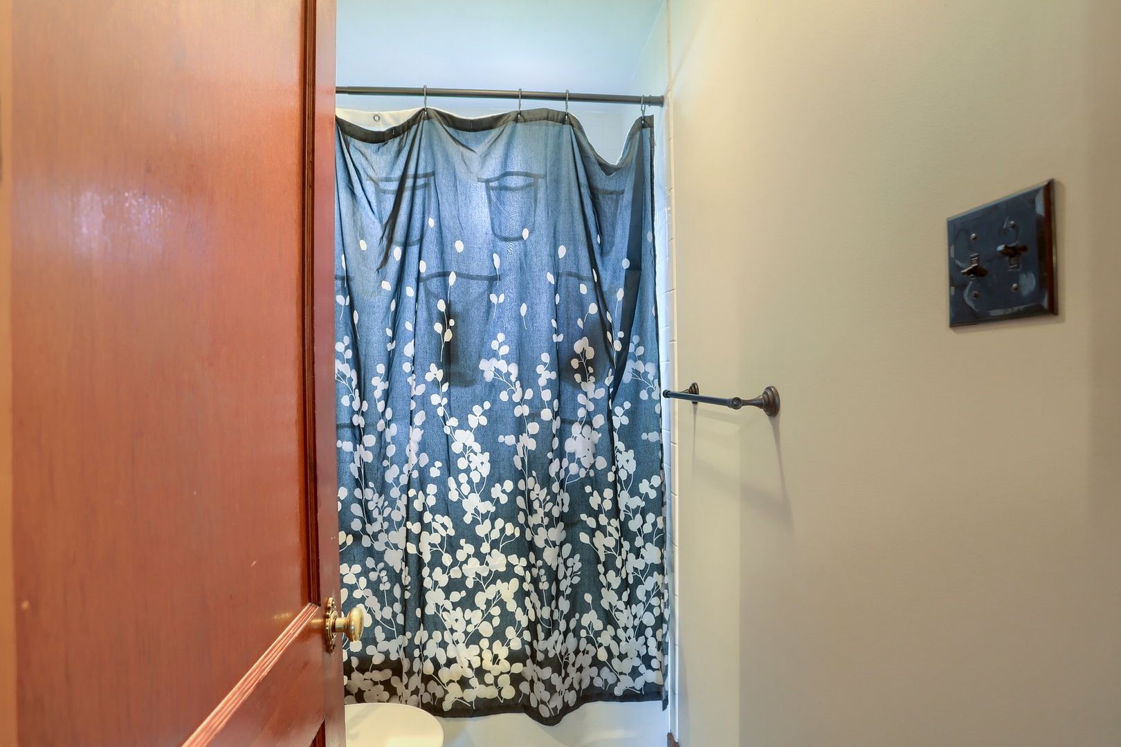 256 Webster Street 13 of 24