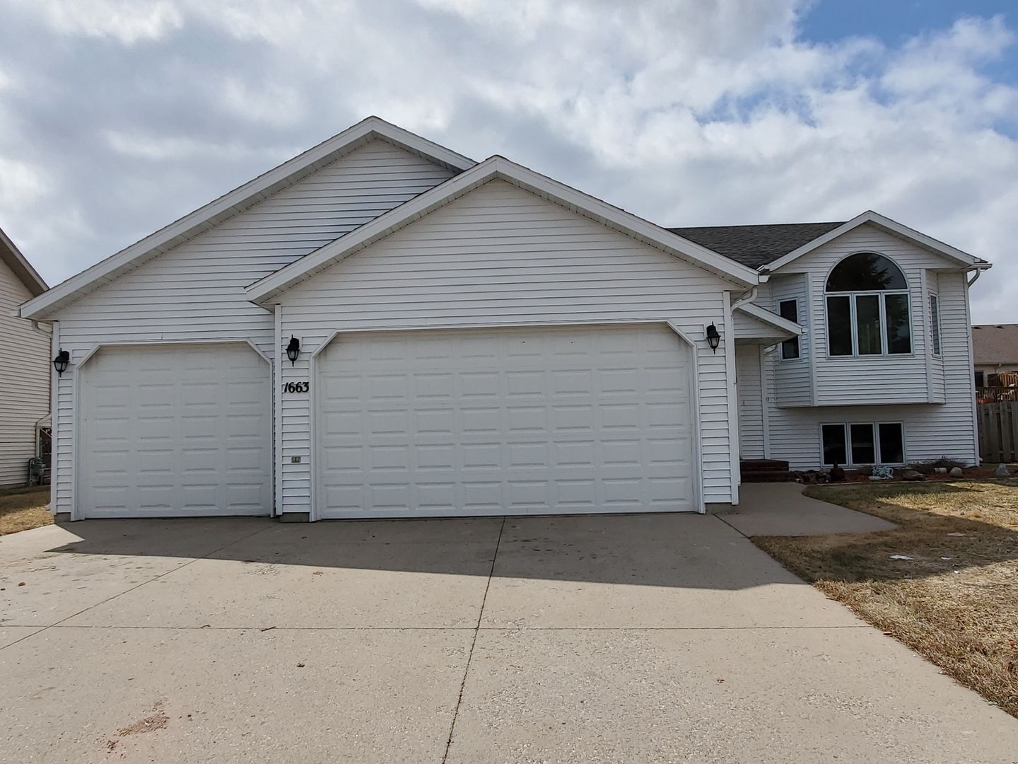 Fargo House: 1663 51st St S