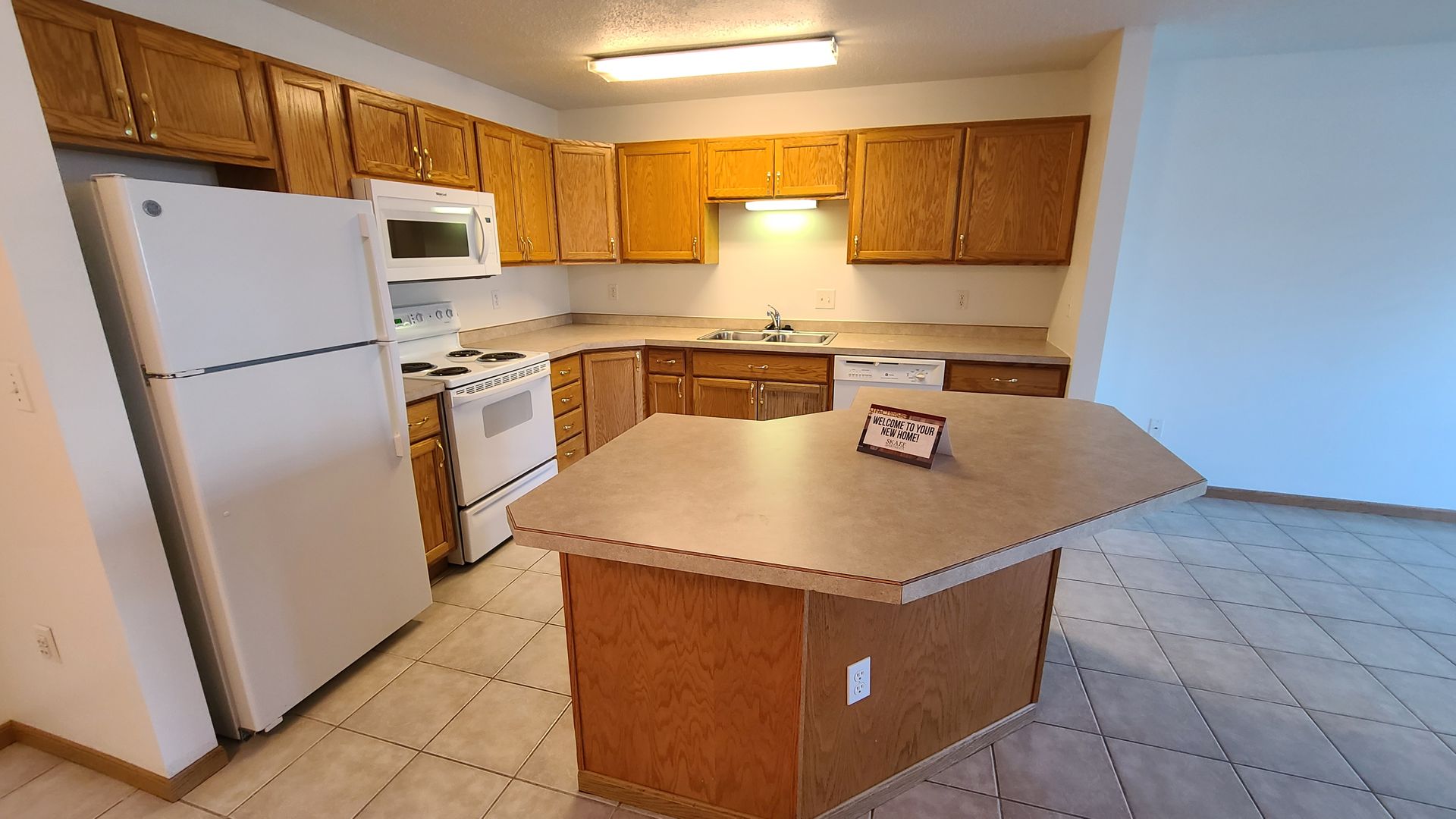 Fargo Apartment: 5002 16th Ave S