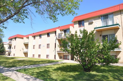 2 Bedroom - 1 Bathroom Apartment for Rent! – photo 1