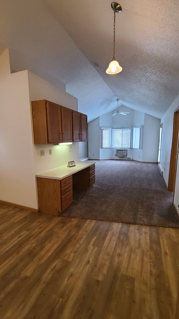 Fargo Apartment: 4902 16th Ave S