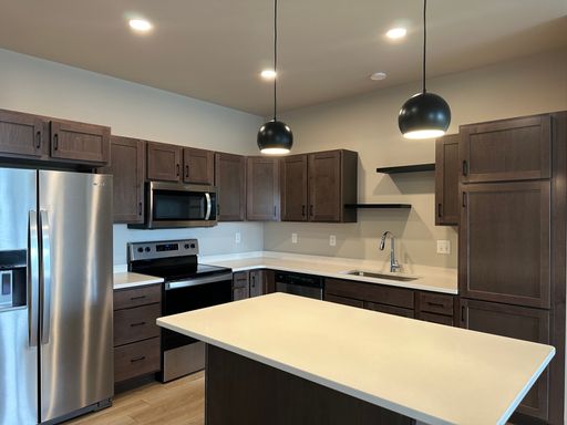 2 Bedroom - 2 Bathroom Apartment for Rent! – photo 1