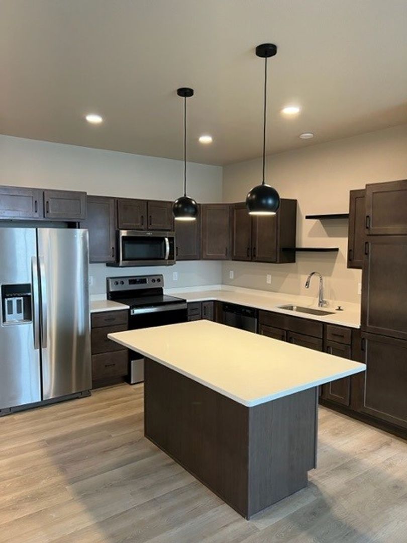 Fargo Apartment: 4711 45th St S