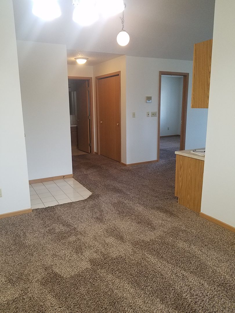 Fargo Apartment: 4902 16th Ave S