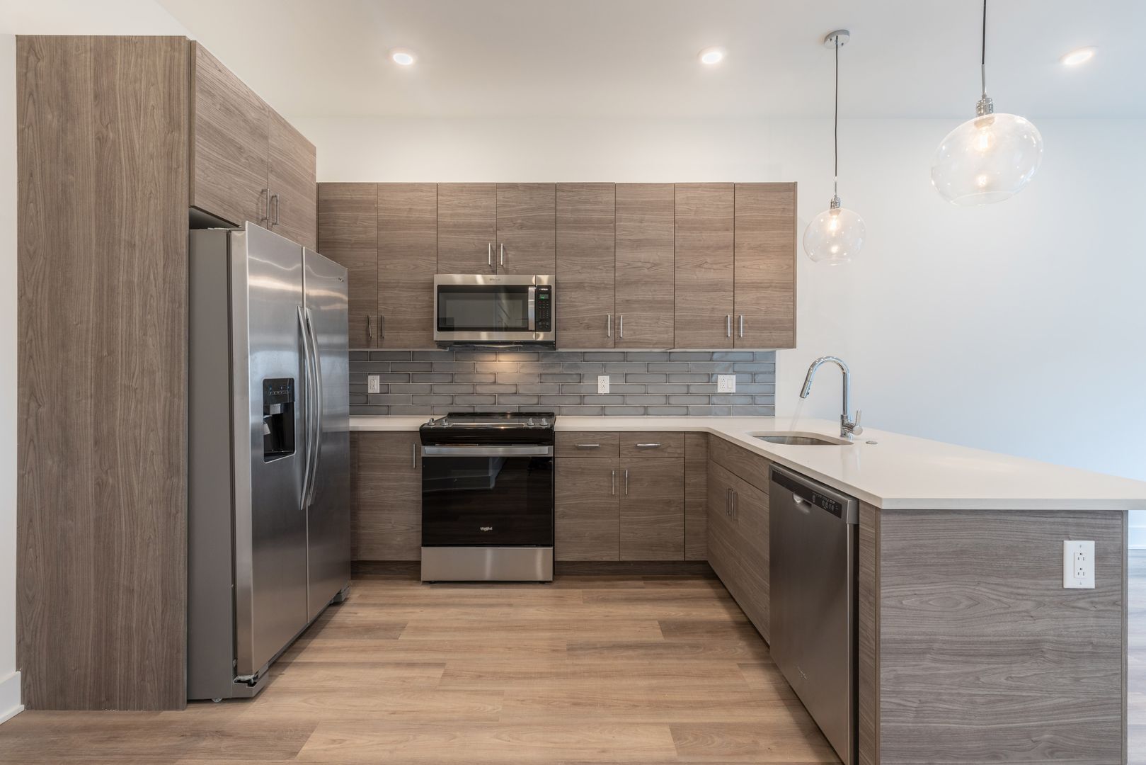 Philadelphia Apartment: 5545 Pulaski Avenue