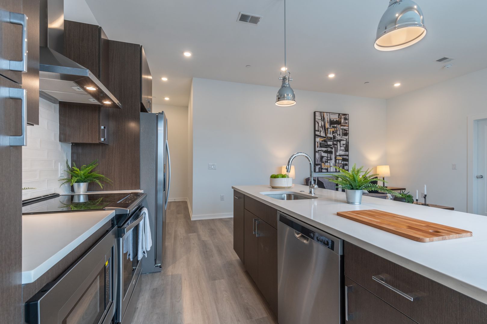 Philadelphia Apartment: 710 N 16th St