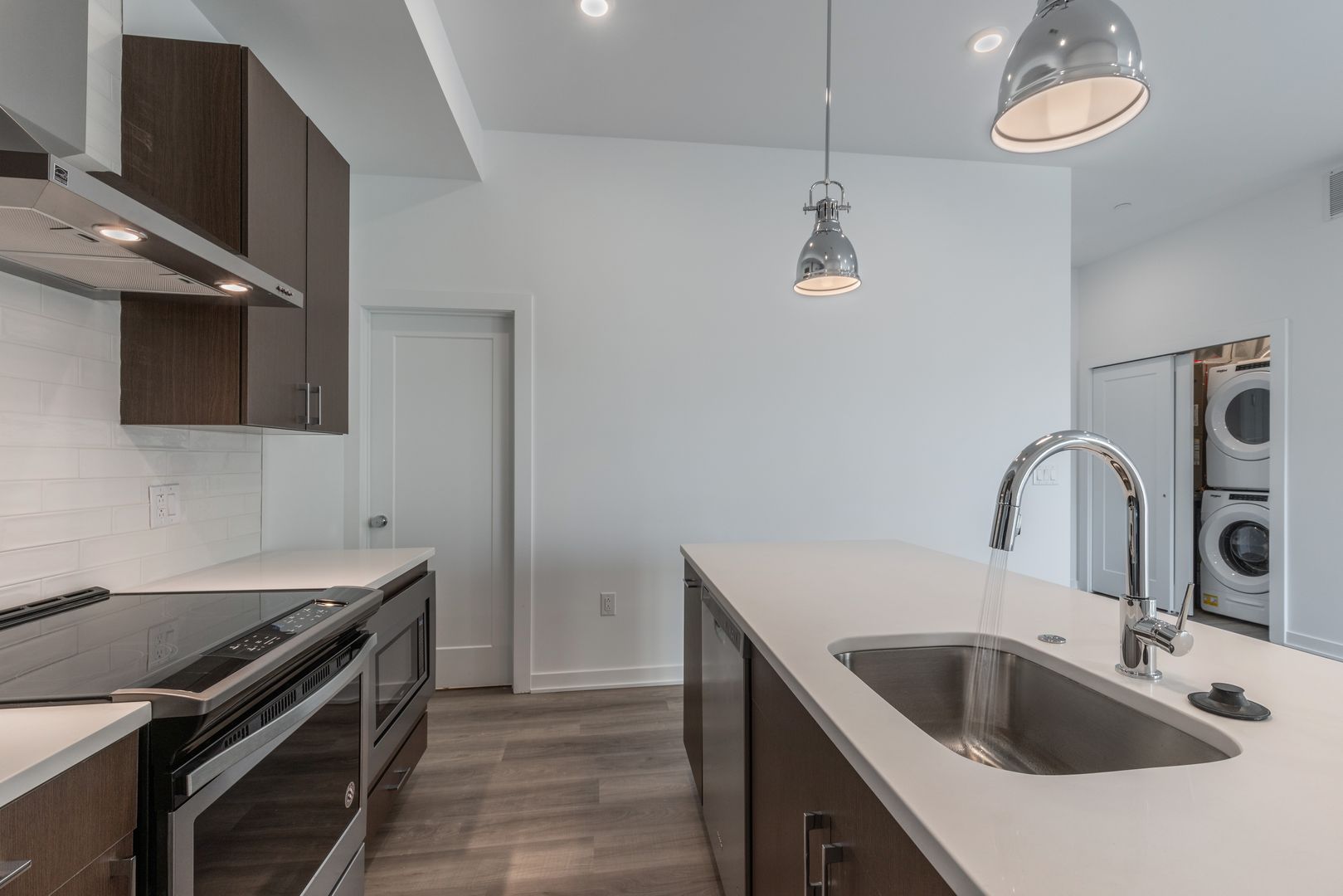 Philadelphia Apartment: 710 N 16th St