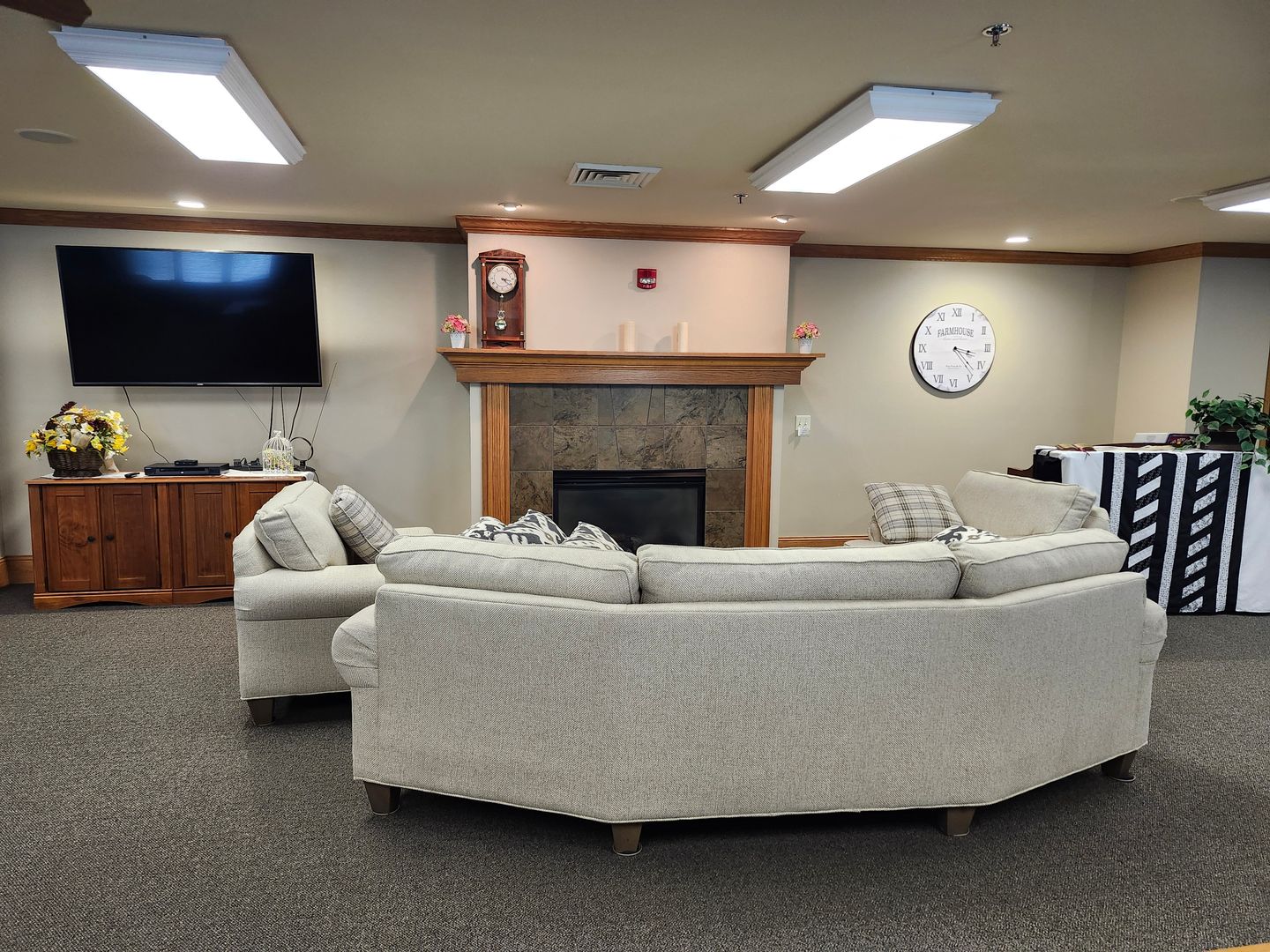 Green Bay Apartment: 445 Cardinal Lane