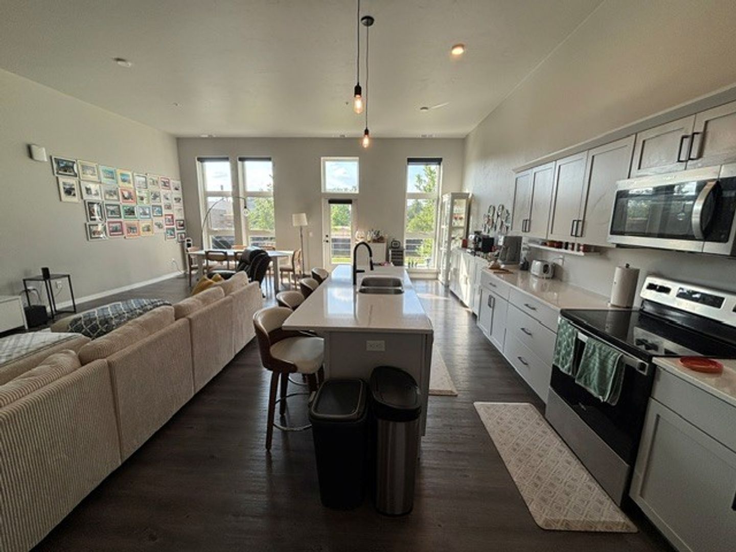 Menasha Apartment: 460 Ahnaip Street