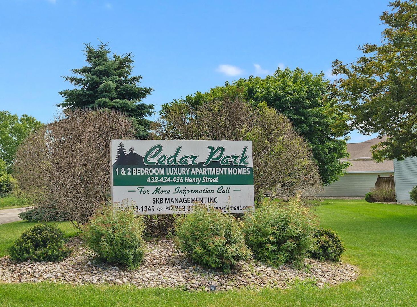 Seymour Apartment: 432-436 Henry Street