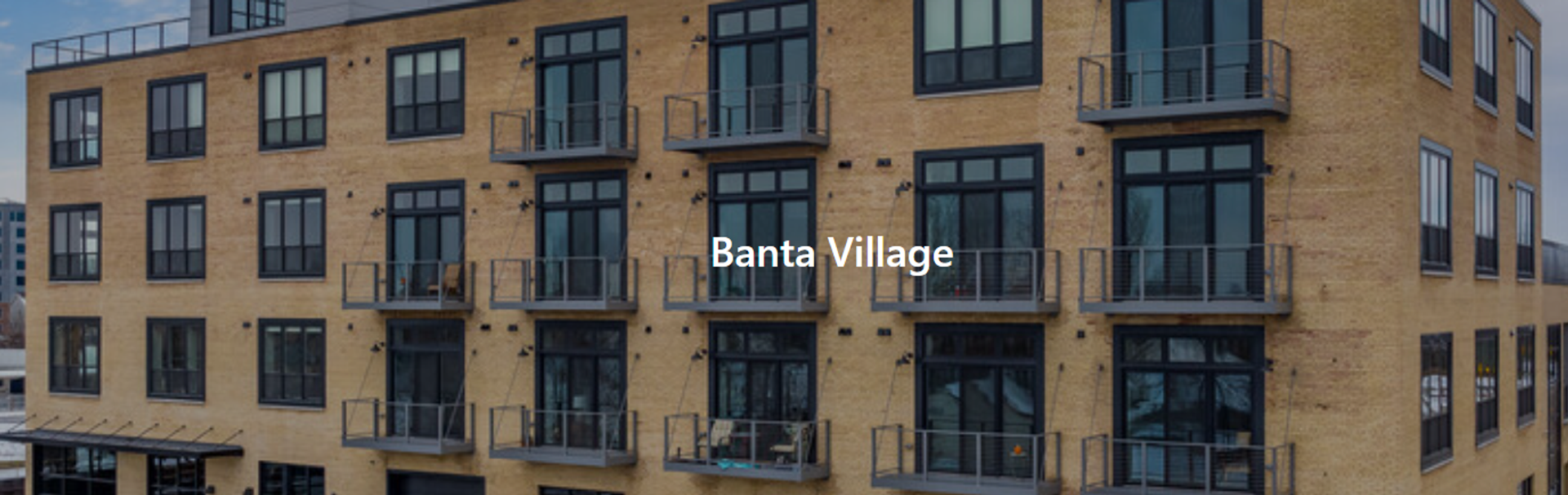 Menasha Apartment: 460 Ahnaip Street