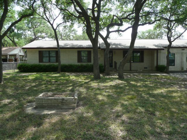 San Marcos House: 109 Suttles Avenue