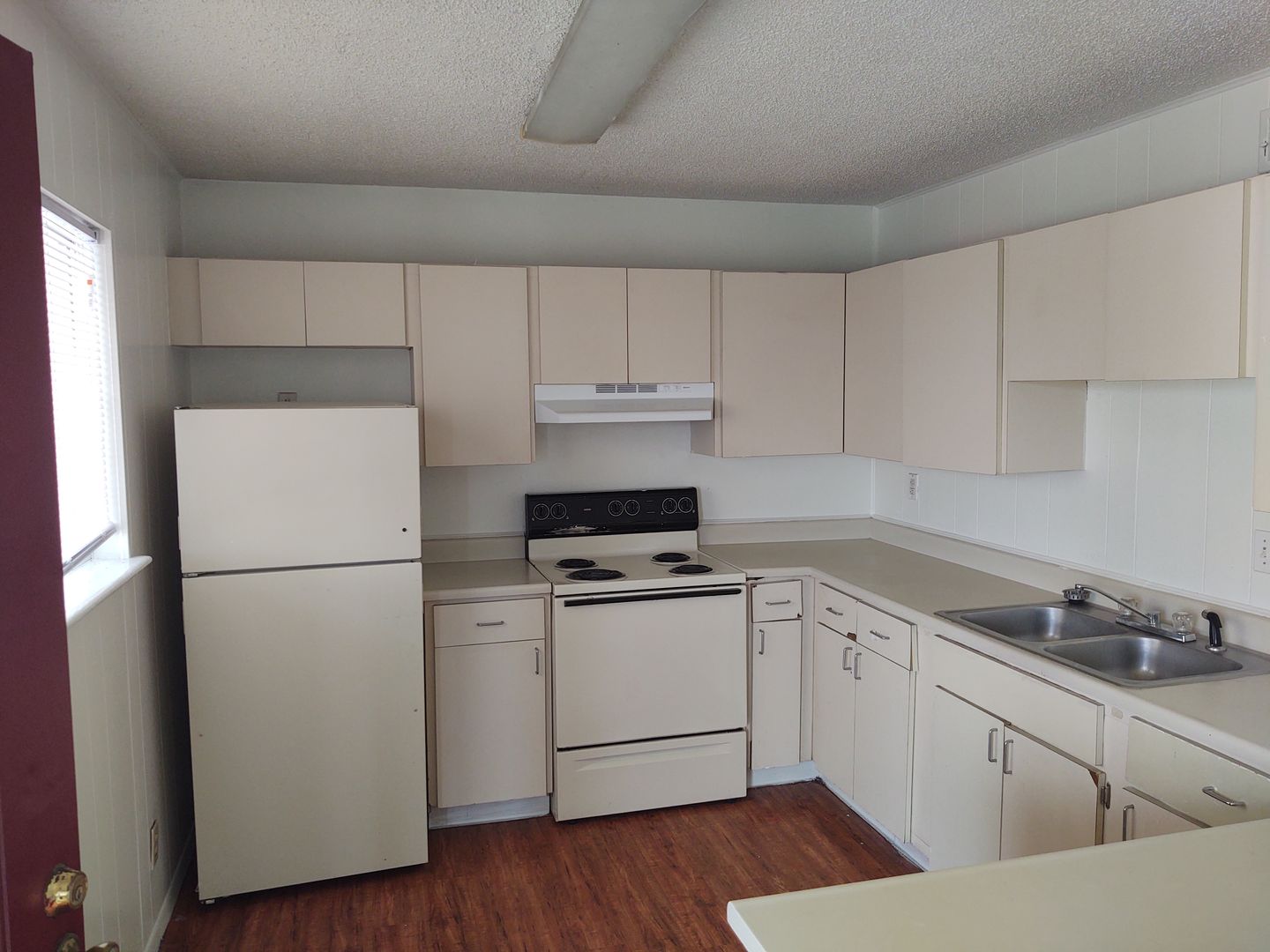 San Marcos Apartment: 130 Jackson Lane A1-A6,B1-B16,C1-C8