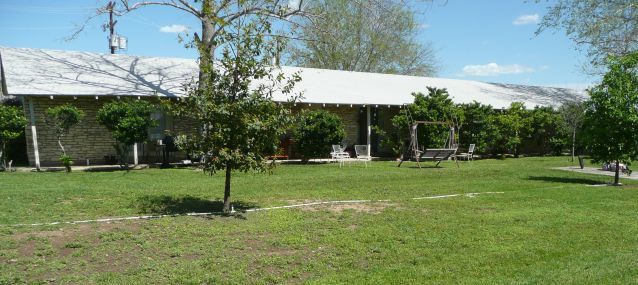 Martindale Apartment: 72,74,76,78,82,84,86,88,104,106,108,110 Quail Run Road