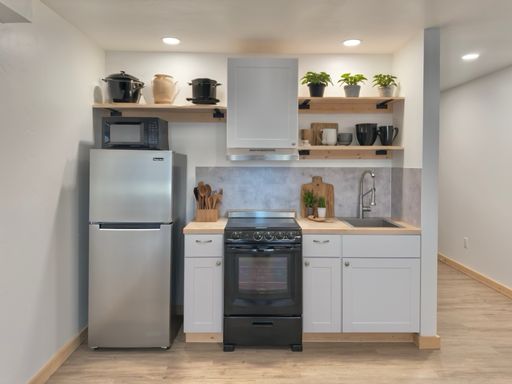 Studio Apartment - All you need, nothing you don’t. All Utilities & Internet Included.