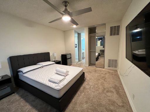 Furnished room in West Los Angeles near the beach – photo 1