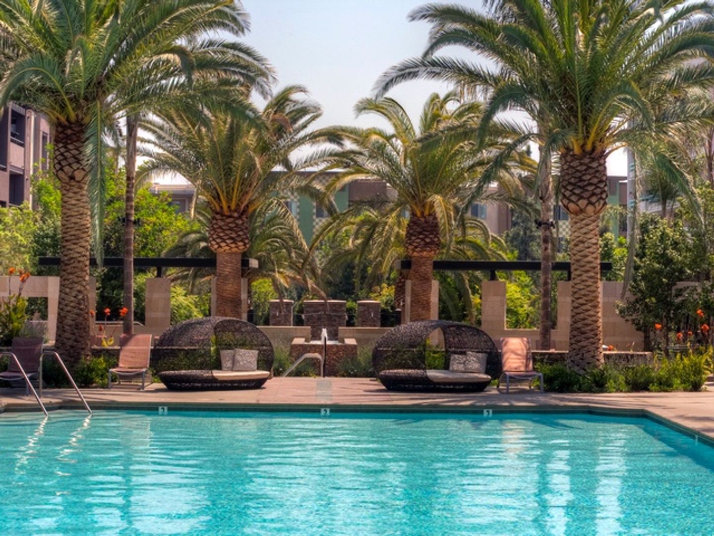 Burbank Apartment: 350 S San Fernando Blvd