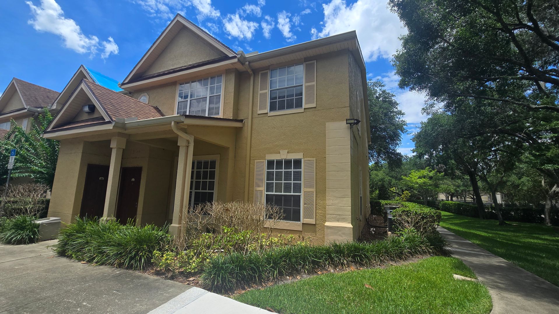 Altamonte Springs Apartment: 819 Grand Regency Pointe #102