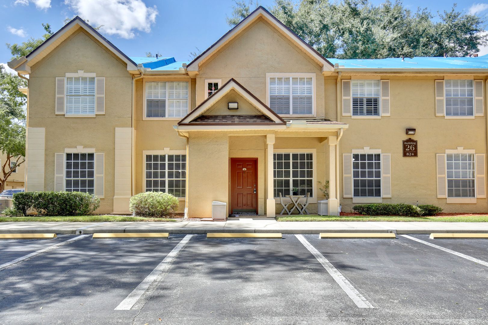 Altamonte Springs Apartment: 824 Grand Regency Pointe #100