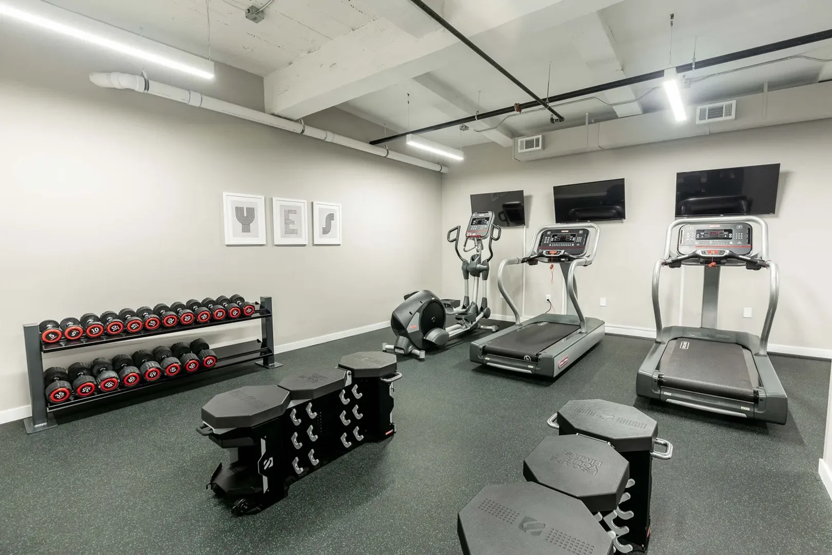 Gym at Kislak - 579 Broad Urban Renewal LLC (5 of 8)