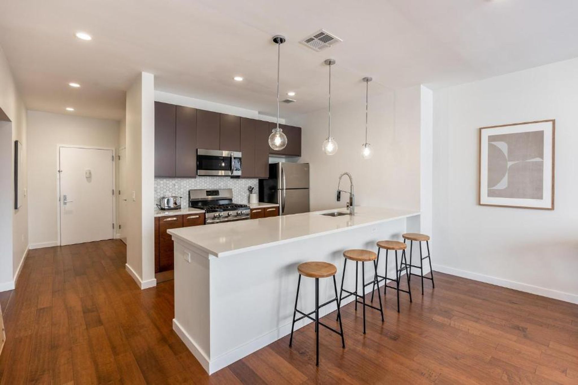 Kislak - 579 Broad Urban Renewal LLC 6 of 12
